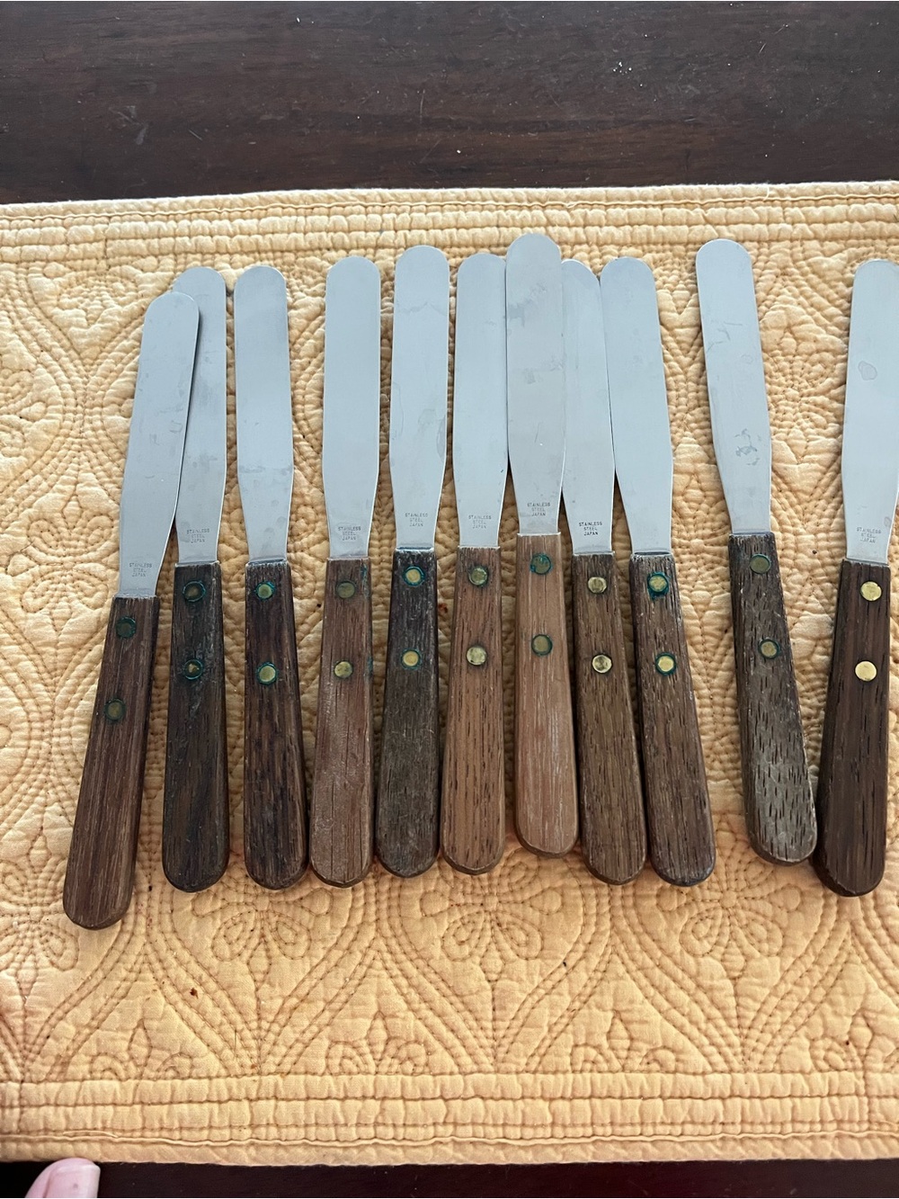 Wood-Handled Spreader Cake Spatulas Set - Natural Wood & Stainless